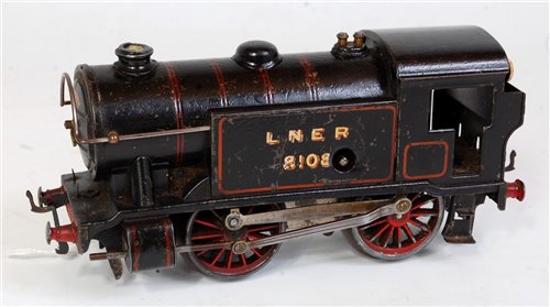 Lot 384 - Hornby 1929/30 black LNER c/w No. 1 special...