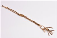 Lot 2590 - A 9ct Albertina, the double strand belcher...