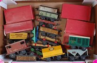 Lot 443 - Large tray containing 19 post-war Hornby...
