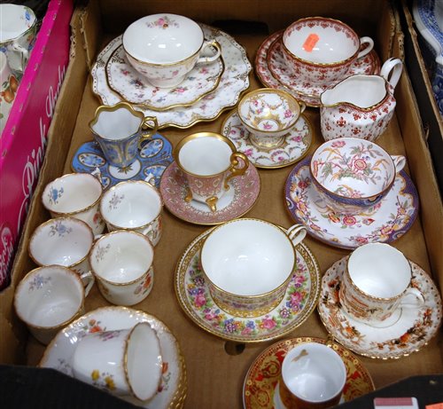 Lot 174 - A box of 19th century and later tea wares to...