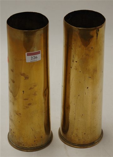 Lot 226 - A pair of World War One 18-pounder brass shell...