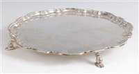 Lot 1126 - A Mappin & Webb silver salver, having a raised...