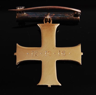 Lot 1 - A George V Military Cross Widow's brooch in...