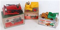 Lot 1933 - A Dinky Toys boxed commercial vehicle group to...