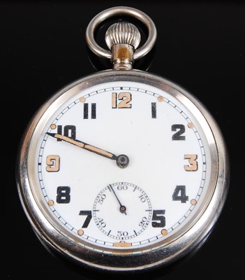 Lot 273 - A military issue nickel cased open face pocket watch
