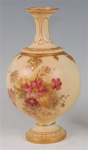Lot 1053 - *A Royal Worcester porcelain blush ivory vase,...