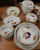Lot 144 - A quantity of Royal Worcester Evesham table...