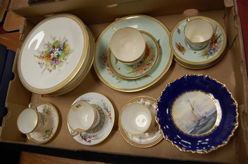 Lot 132 - A collection of Royal Worcester tablewares, to...