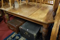 Lot 1371 - A late Victorian oak extending dining table,...