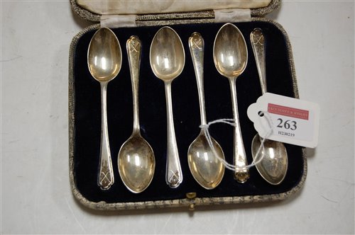 Lot 263 - A set of six George V silver teaspoons having...