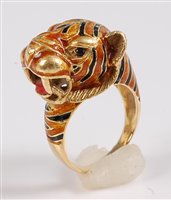 Lot 1193 - *An 18ct enamelled tiger ring, the...