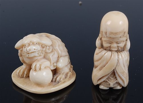 Lot 1322 - A Japanese Meiji period carved ivory netsuke...