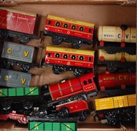 Lot 500 - Small tray of 11 Chad Valley wagons with red...