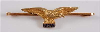 Lot 261 - A WW I Royal Naval Air Service yellow metal and enamelled sweetheart brooch