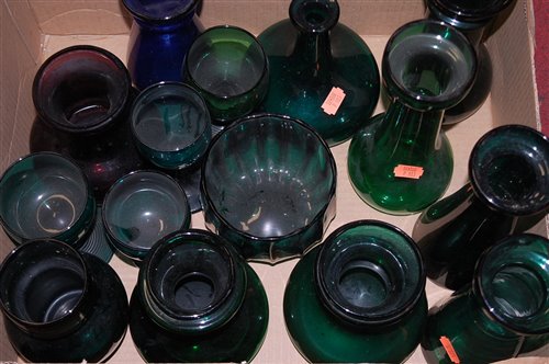 Lot 62 - A box of miscellaneous glassware to include...