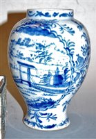 Lot 218 - An 18th century Delft vase, underglaze blue...