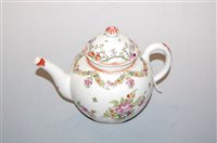 Lot 263 - An 18th century Lowestoft porcelain teapot and...