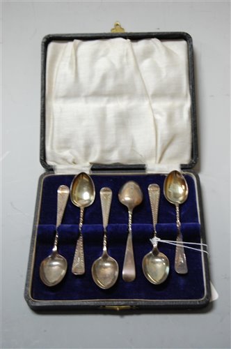 Lot 293 - A cased set of six silver teaspoons, with...