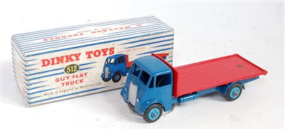 Lot 1904 - A Dinky Toys No. 512 guy flat truck,...