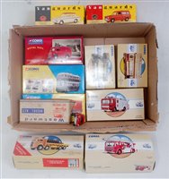 Lot 2704 - One box containing a quantity of modern...