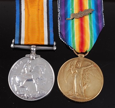 Lot 81 - A WW I British War and Victory pair