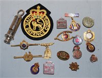 Lot 312 - A small collection of miscellaneous militaria,...