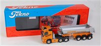 Lot 2773 - A Tekno 1:50 scale model of a Volvo FH550...