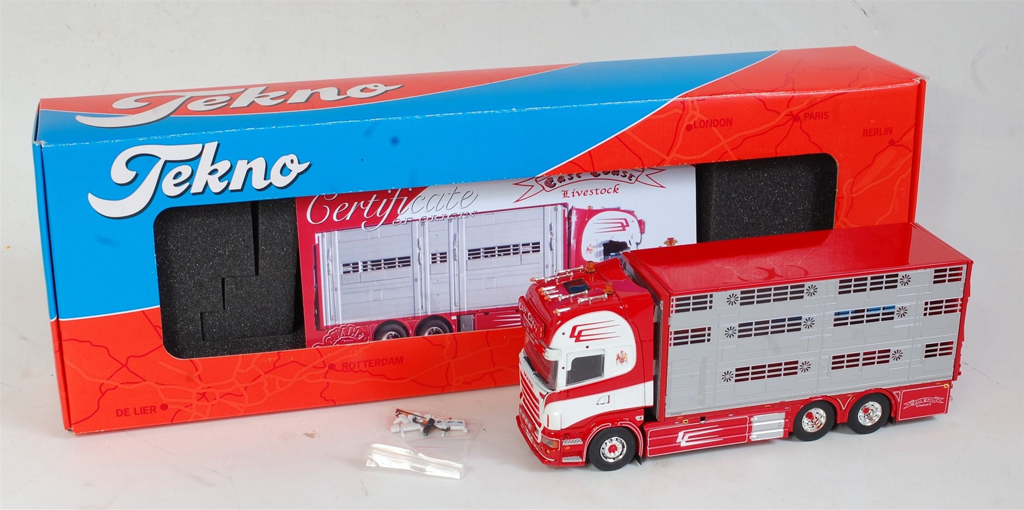 Lot 2778 - A Tekno 1:50 scale model of a Super Scania