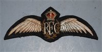 Lot 338 - A post-WWI Royal Flying Corps cloth wing badge