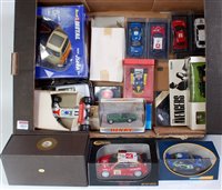 Lot 2833 - One box containing a quantity of mixed loose...