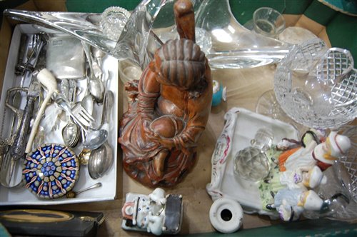 Lot 65 - A box of miscellaneous items to include...