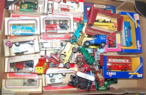 Lot 88 - A collection of assorted boxed and loose...