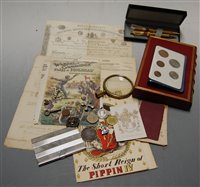 Lot 526 - A box of miscellaneous items, to include a...