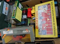 Lot 703 - A box of cased and loose playworn diecast...