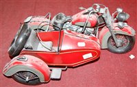 Lot 767 - A cased Airfix 1930s Bentley, a cased Dragen...