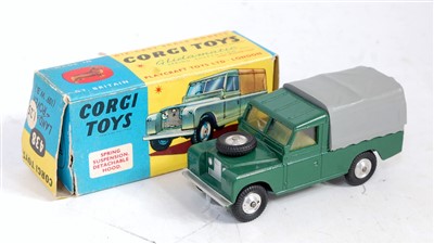 Lot 1614 - A Corgi Toys No. 438 Land Rover 109WB...