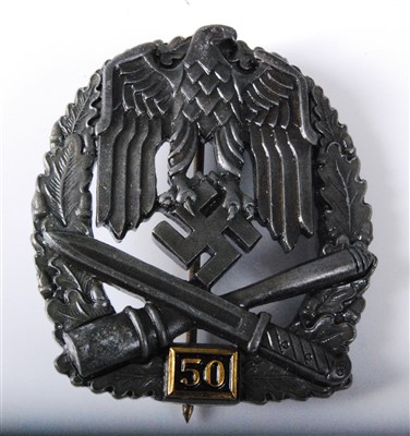 Lot 156 - A German General Assault badge.