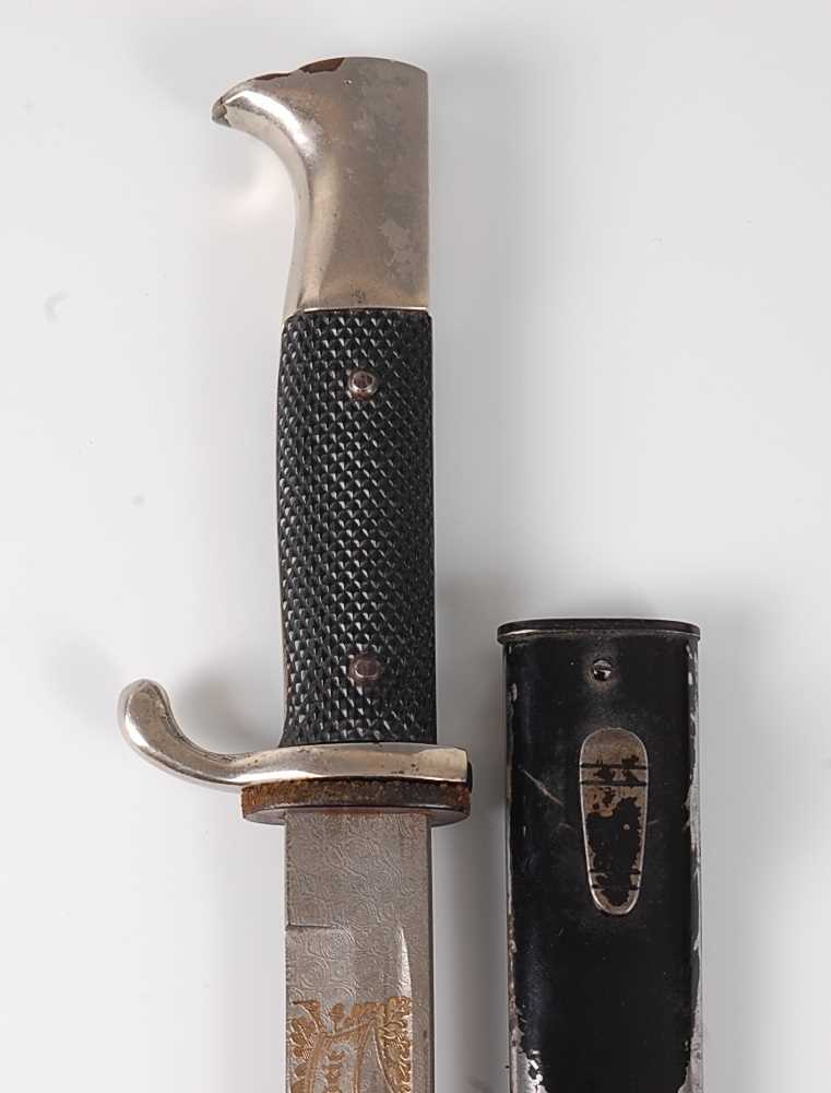 Lot 226 - A German Third Reich Naval dress dagger