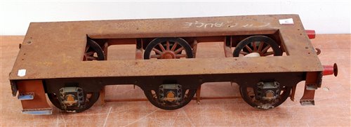 Lot 78 - A 5" gauge part built tender chassis frame and...