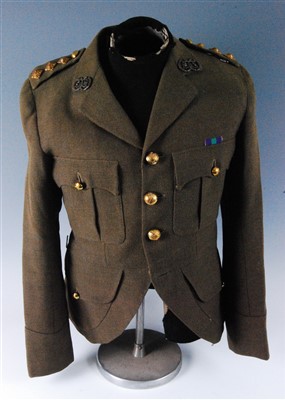 Lot 211 - A post WW II battle dress blouse