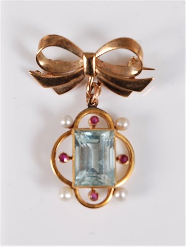 Lot 1220 - An aquamarine, ruby and cultured pearl...