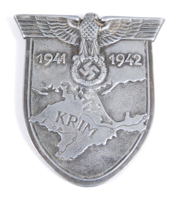 Lot 155 - A German 1941-1942 Krim shield.