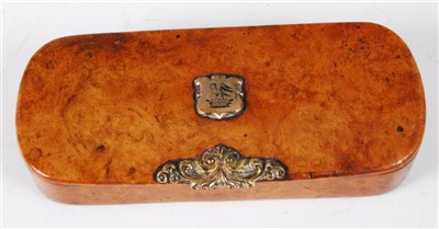 Lot 1354 - A 19th century burr wood snuff-box, the hinged...
