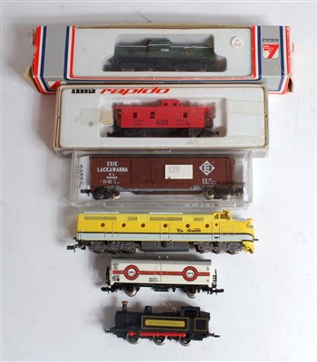 Lot 648 - A Lima N gauge centre cab diesel (BG), a...