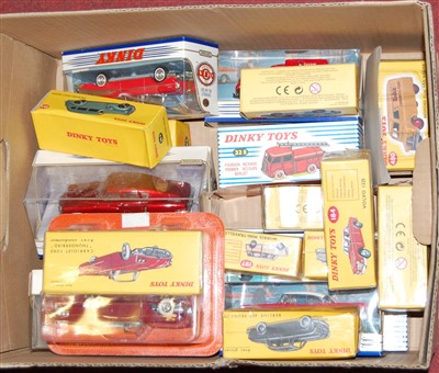 Lot 1552 - One box containing a quantity of Dinky Toy...