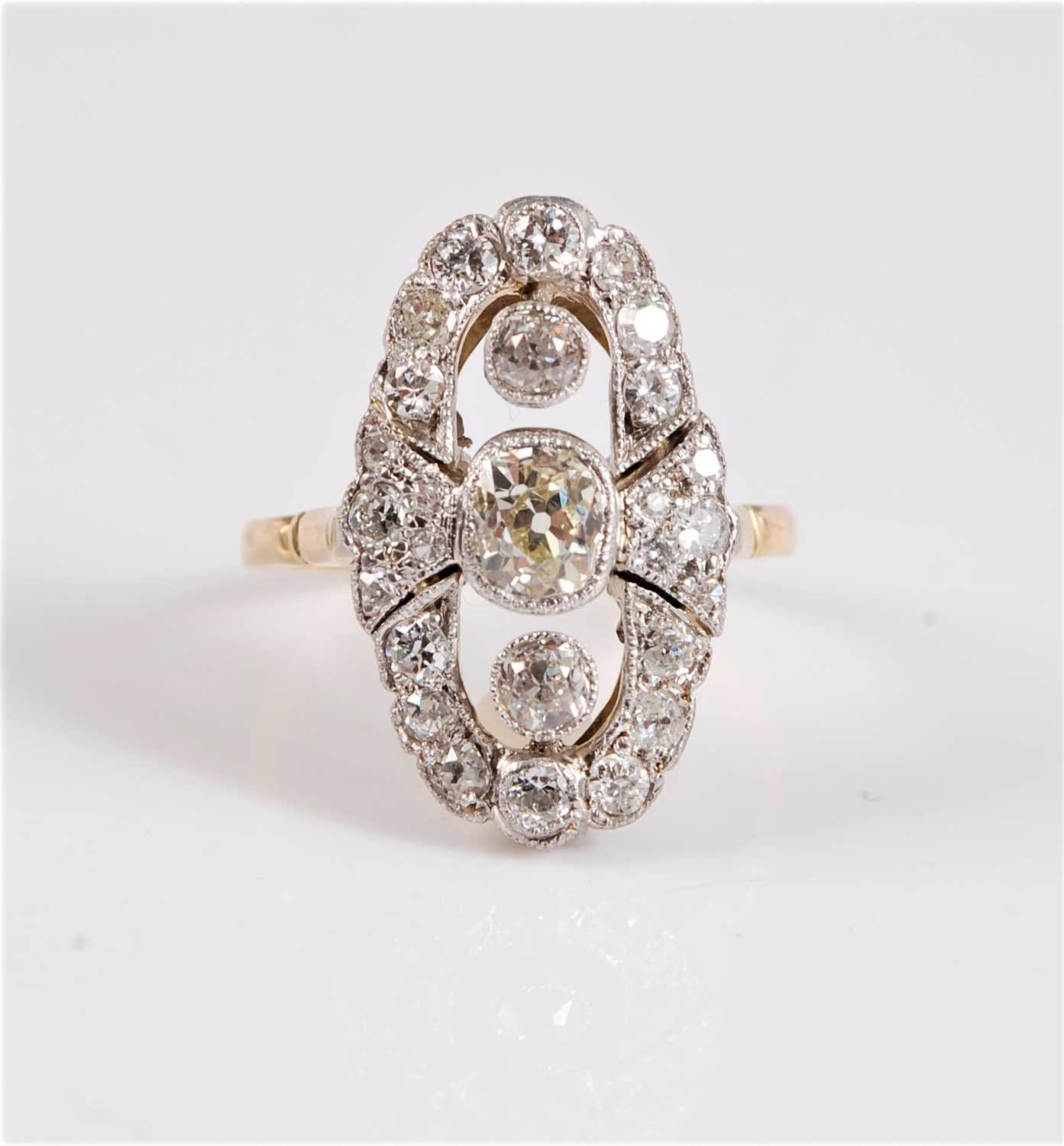 Lot 1224 - An early 20th century diamond ring, the...