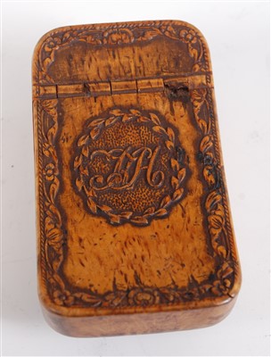 Lot 1353 - A 19th century burr oak pocket snuff box, the...