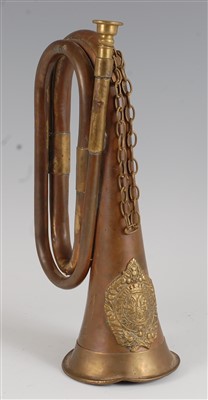 Lot 279 - A copper and brass bugle
