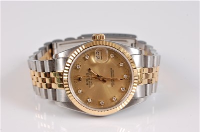 Lot 1335 - A unisex Rolex Oyster Perpetual Datejust...