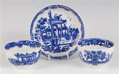 Lot 1072 - A Worcester porcelain tea bowl and saucer,...